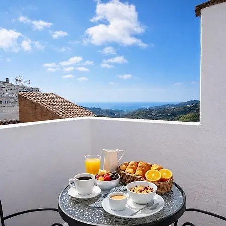 Charming 3-bedroom In Scenic *